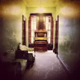 images/ThomasKangTheme12012.jpg